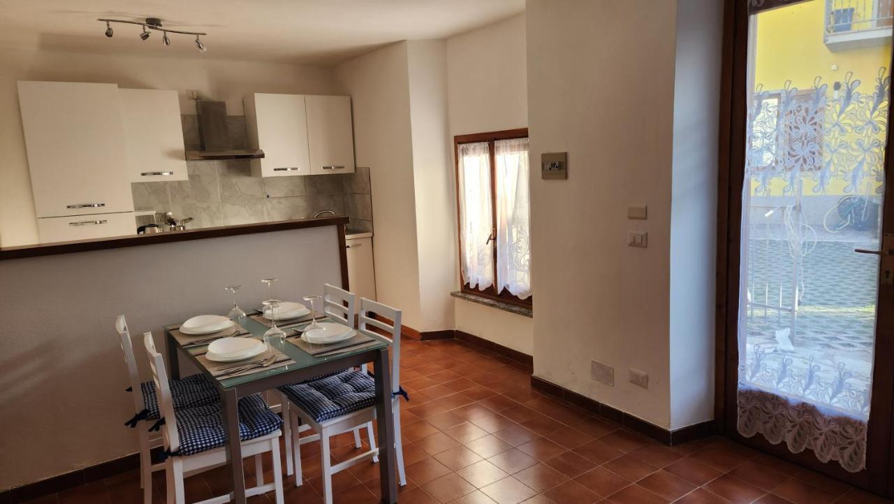 Laura'S Cottage With Lake View, Detached, 5 Kilometers From Varenna Lierna Exterior foto