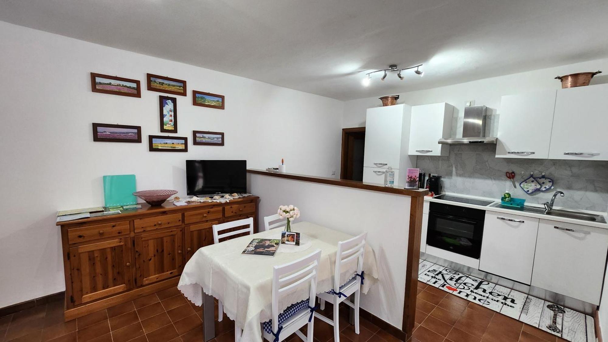 Laura'S Cottage With Lake View, Detached, 5 Kilometers From Varenna Lierna Exterior foto
