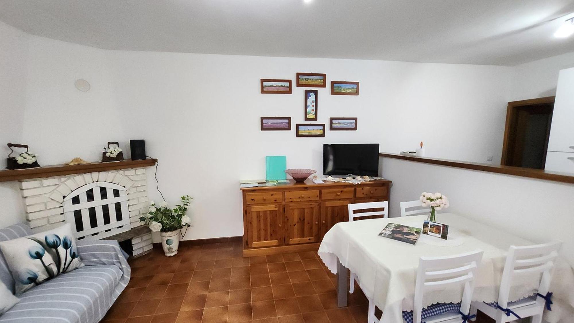 Laura'S Cottage With Lake View, Detached, 5 Kilometers From Varenna Lierna Exterior foto