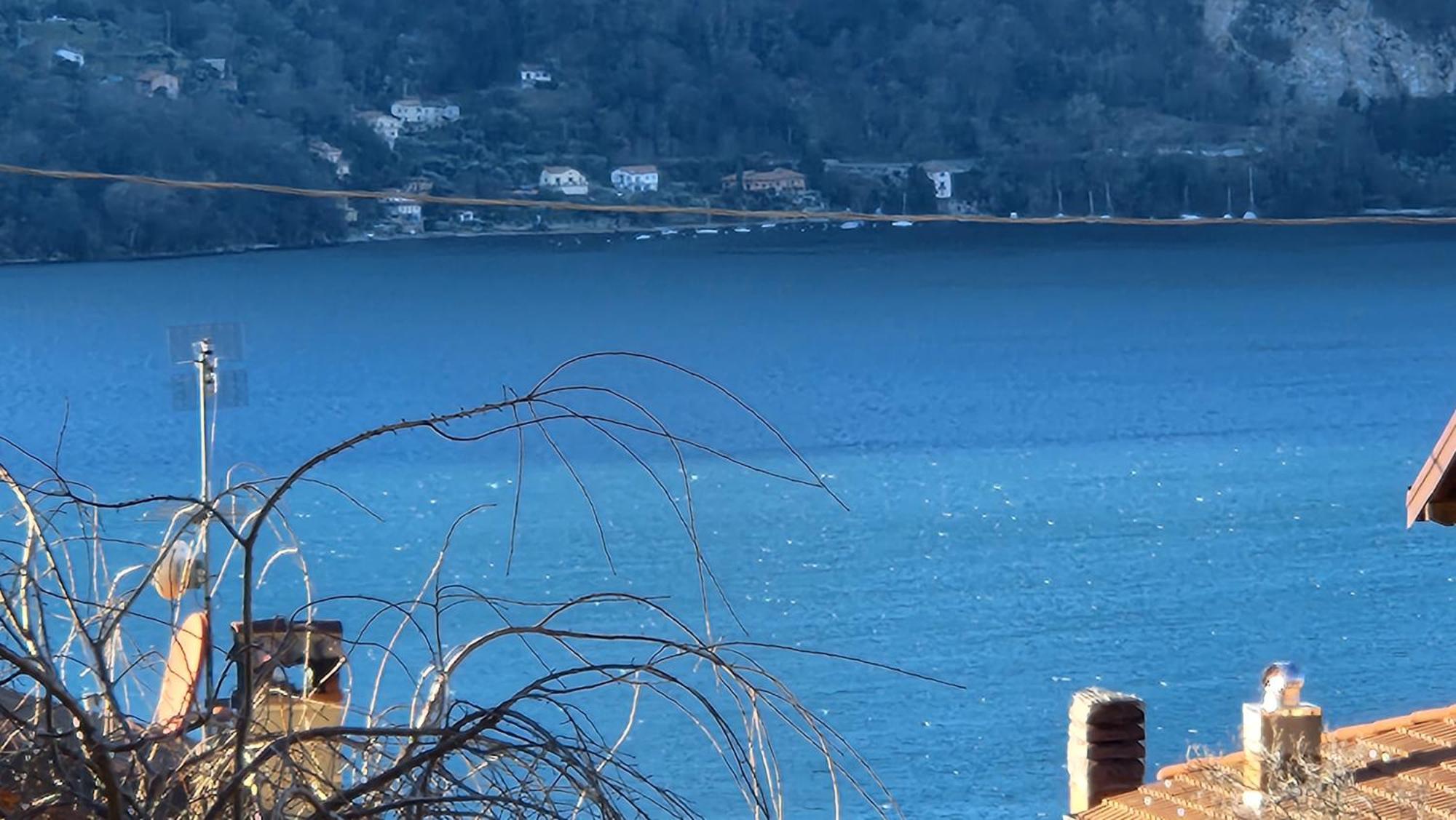 Laura'S Cottage With Lake View, Detached, 5 Kilometers From Varenna Lierna Exterior foto