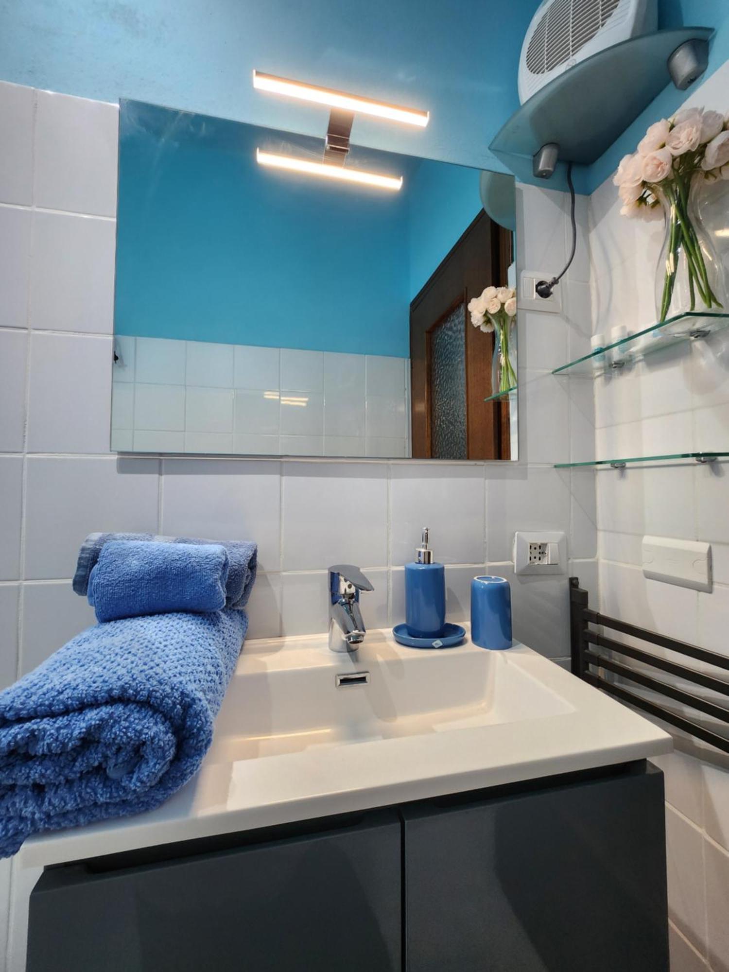 Laura'S Cottage With Lake View, Detached, 5 Kilometers From Varenna Lierna Exterior foto