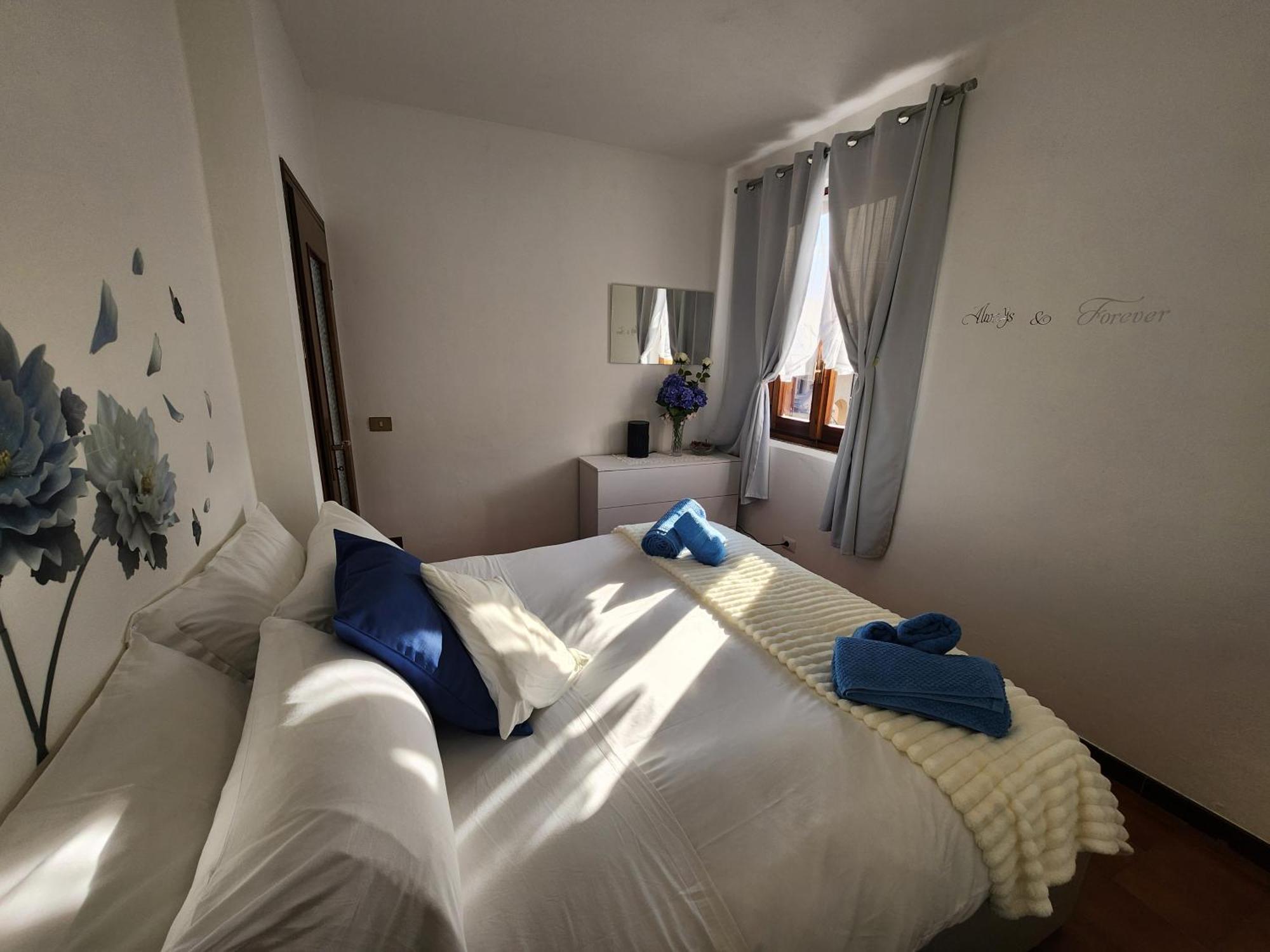 Laura'S Cottage With Lake View, Detached, 5 Kilometers From Varenna Lierna Exterior foto